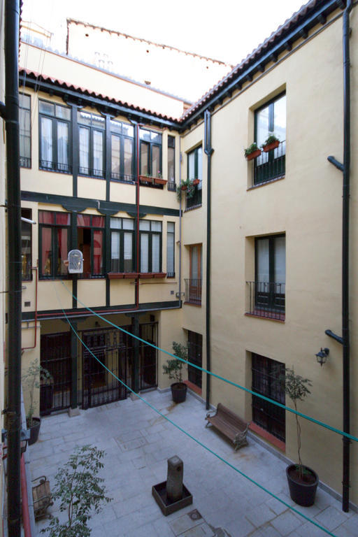 Hostal Rico Madrid Exteriér fotografie