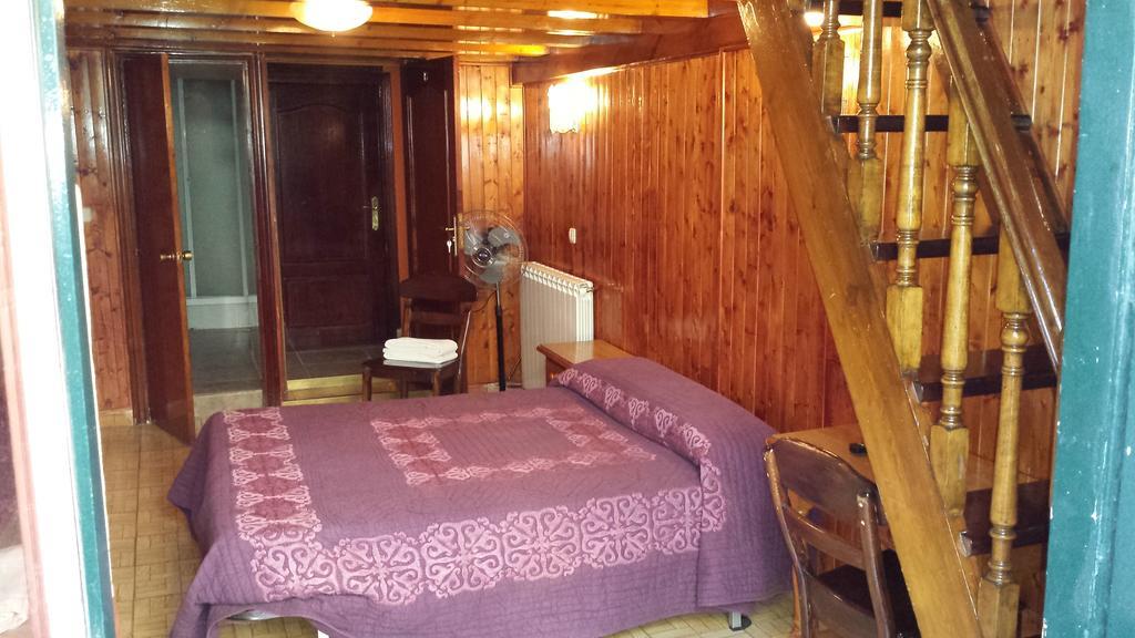 Hostal Rico Madrid Pokoj fotografie