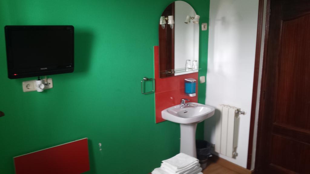 Hostal Rico Madrid Exteriér fotografie