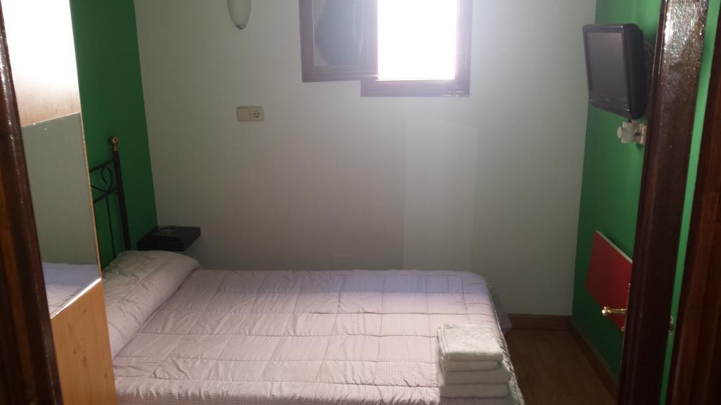Hostal Rico Madrid Exteriér fotografie