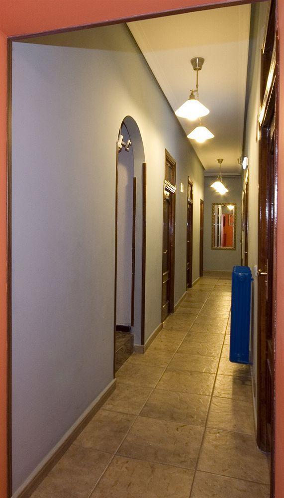 Hostal Rico Madrid Exteriér fotografie