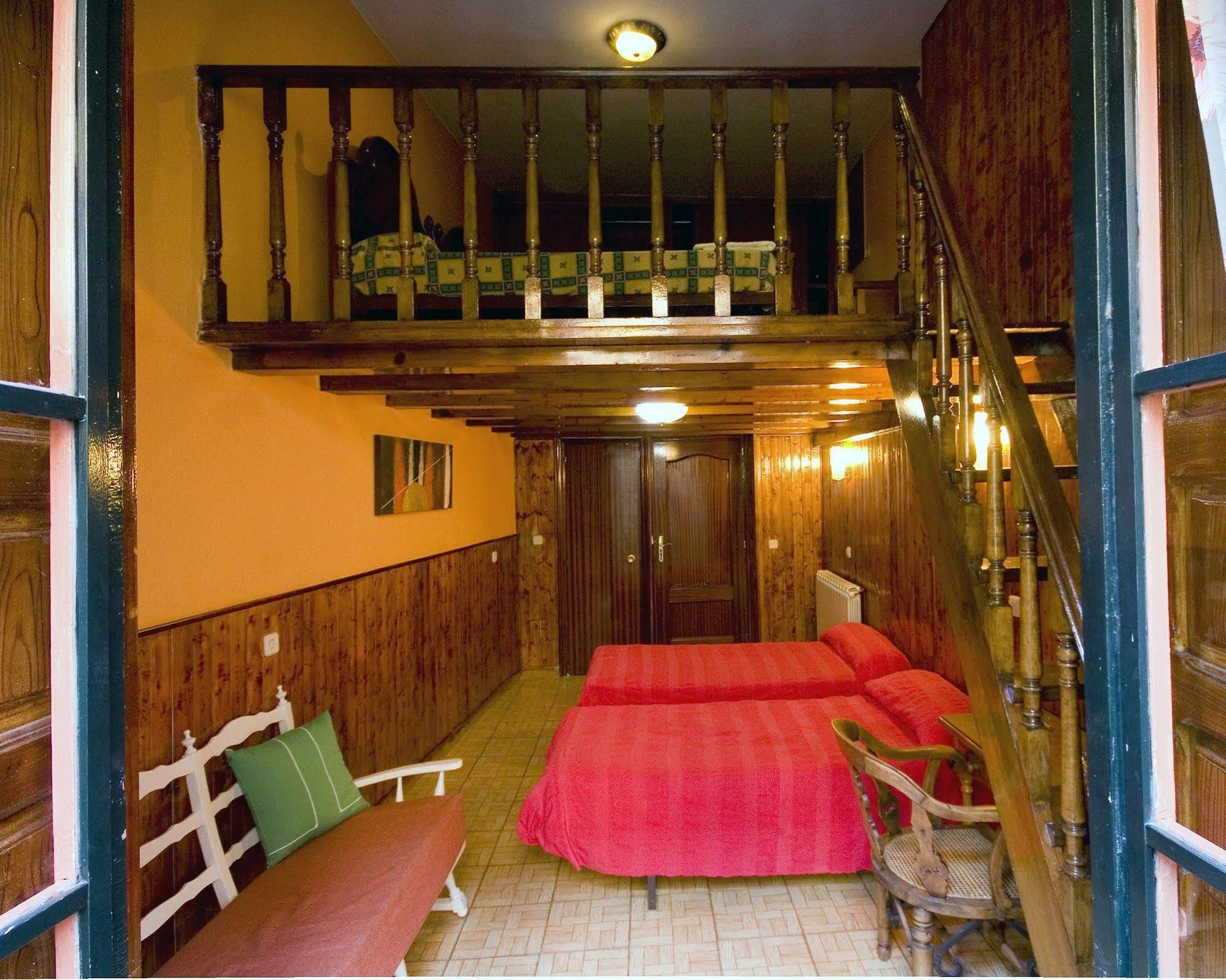 Hostal Rico Madrid Exteriér fotografie
