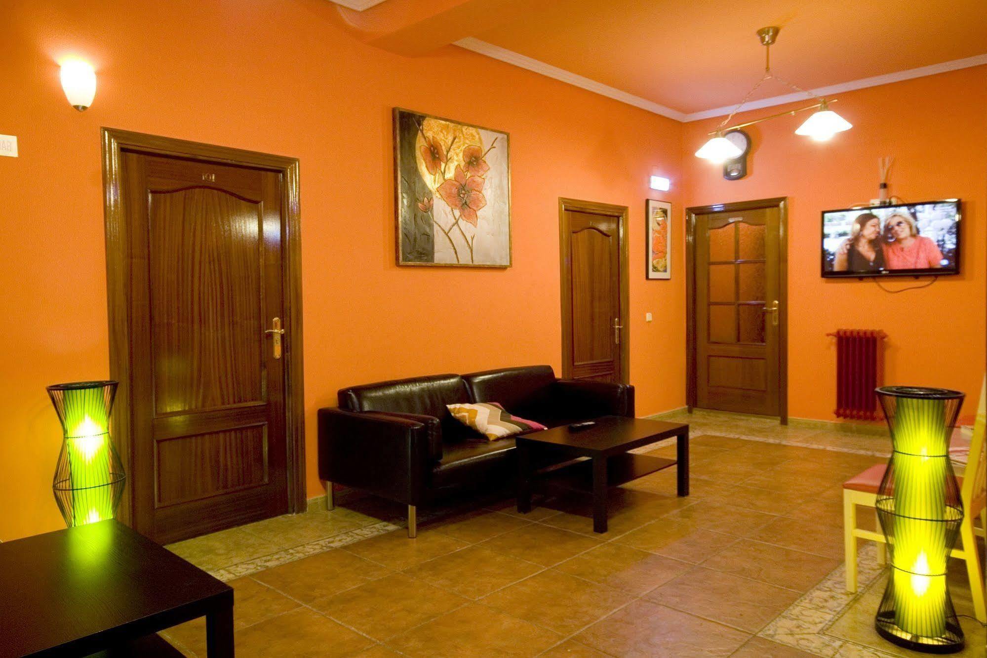 Hostal Rico Madrid Exteriér fotografie